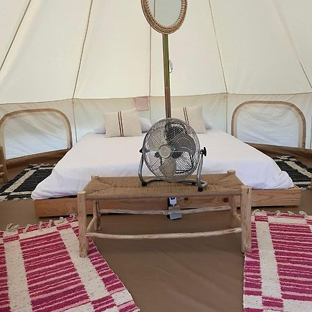 Camping Vila De Sarria Esterno foto