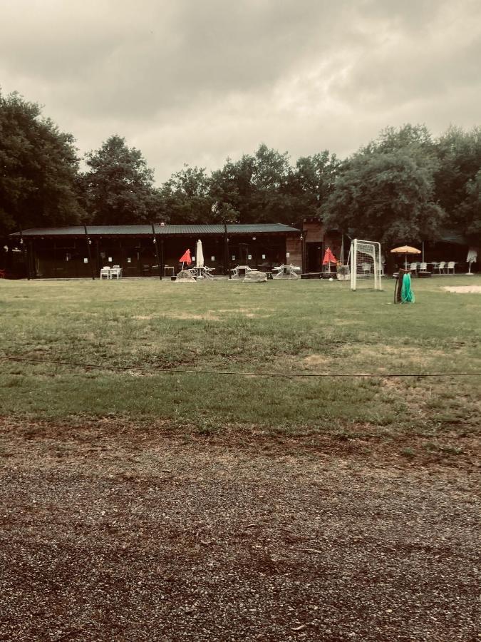 Camping Vila De Sarria Esterno foto